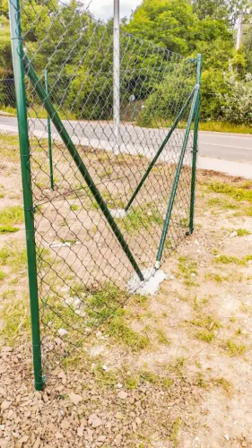 PVC-s Drótfonat 200 cm magas Zöld (ZN-HORGANYZOTT)