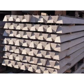 Betonoszlop 10x15x260 cm trapéz