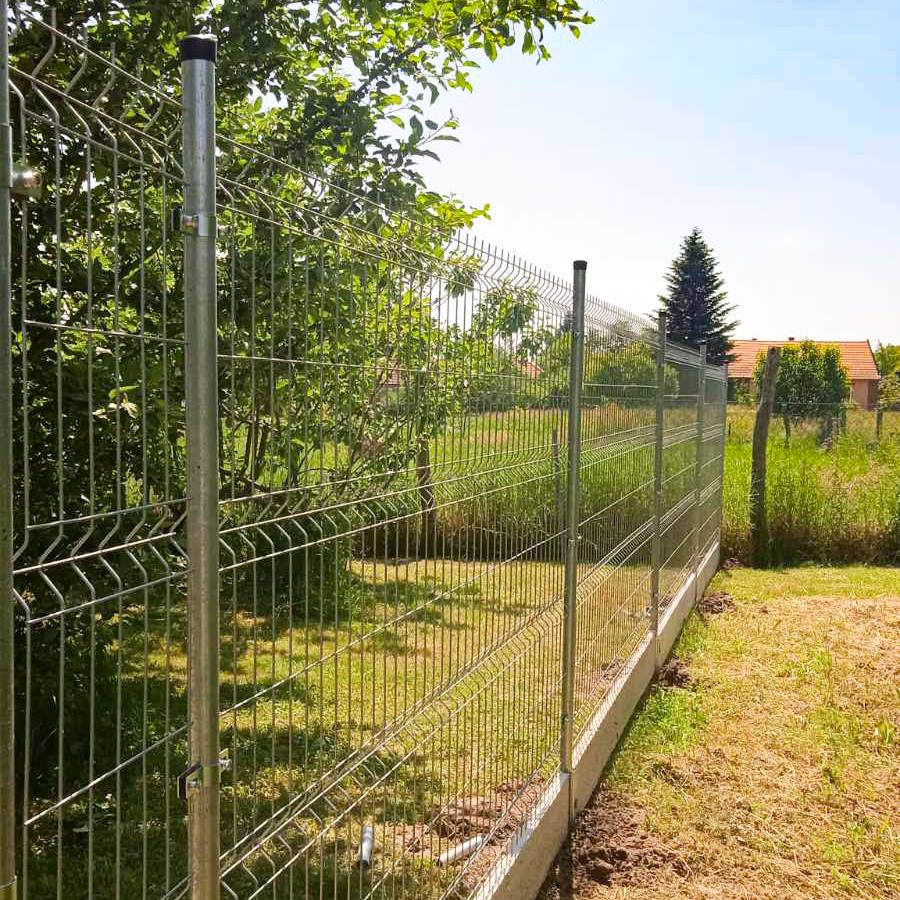 Ponthegesztett táblás kerítésrendszer 1